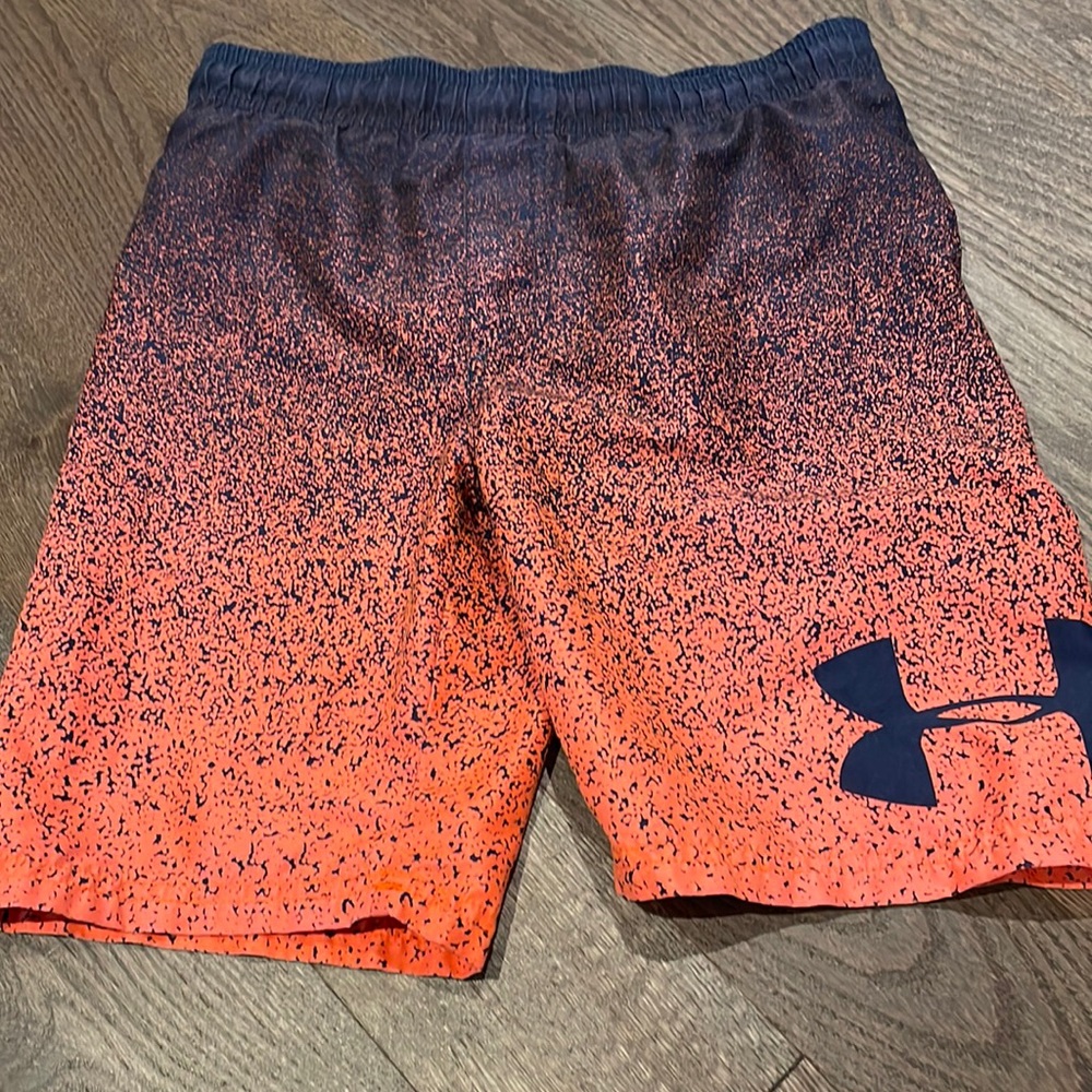 Under Armour sz S youth swim shorts
